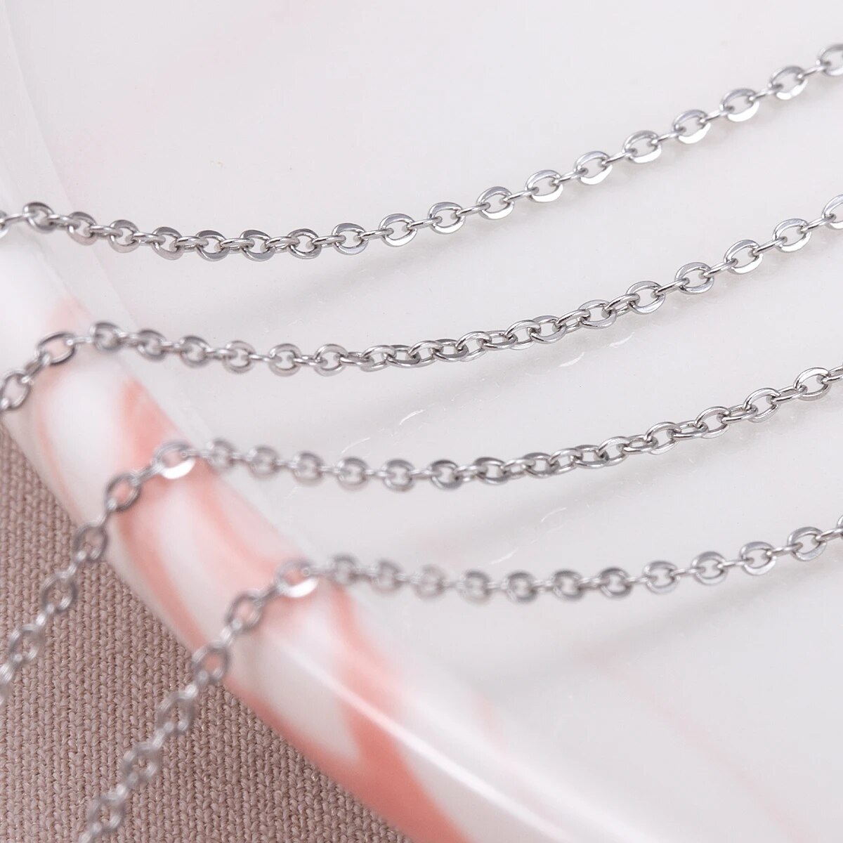 Rantai Tipis Bentuk O Baja Tah - Body Chain Jewelry ulasan dan harga