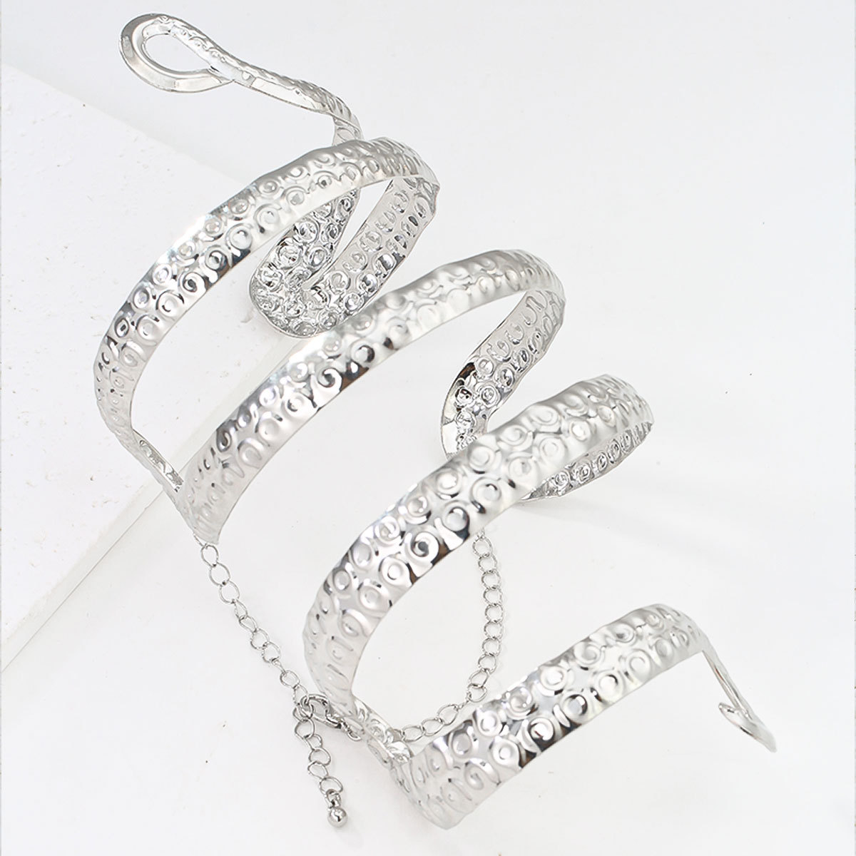 Manset Lengan Ular Paduan Edgy - Body Jewelry High End ulasan dan harga